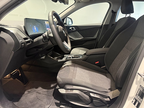 BMW 120 10 of 18