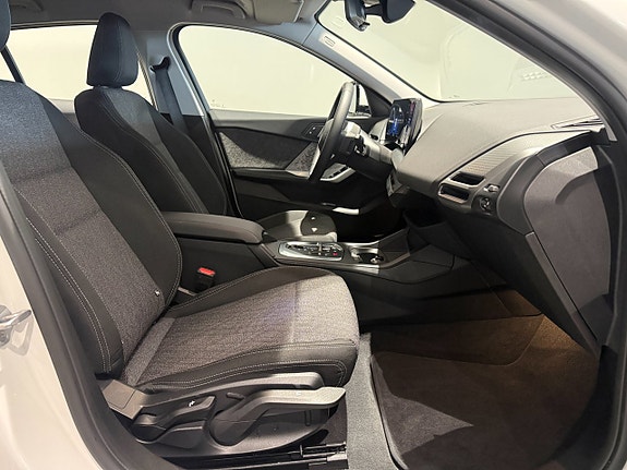 BMW 120 8 of 18