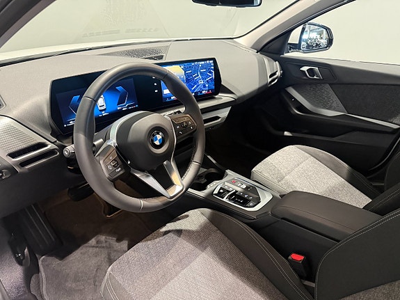 BMW 120 11 of 18