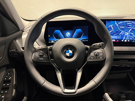 BMW 120 13 of 18
