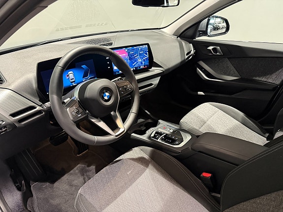 BMW 120 11 of 18