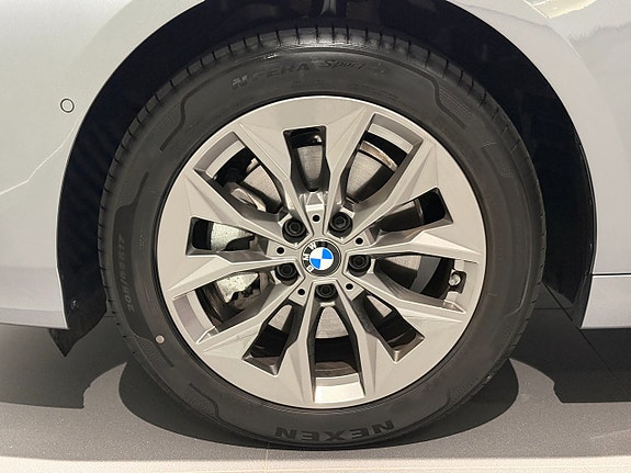 BMW 120 5 of 18