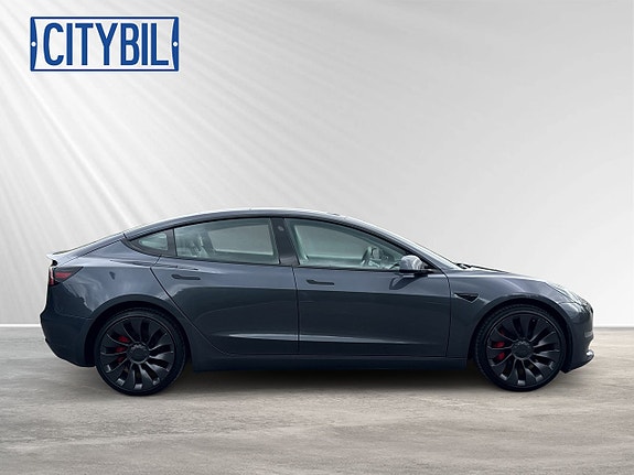 Tesla Model 3 6 of 26