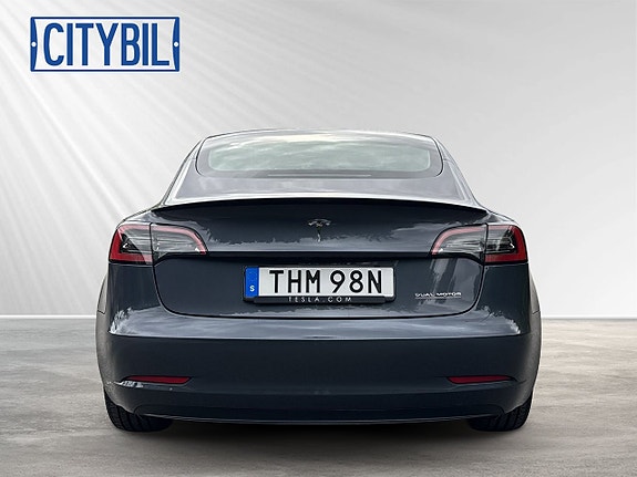 Tesla Model 3 4 of 26