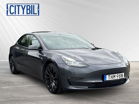Tesla Model 3 7 of 26