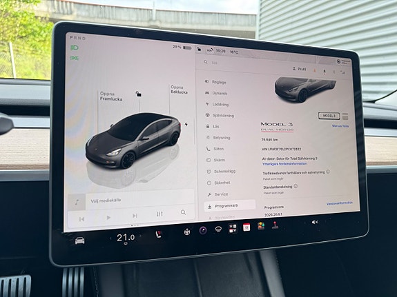 Tesla Model 3 24 of 26