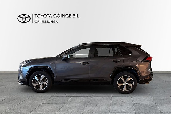 Toyota RAV4 3 of 10
