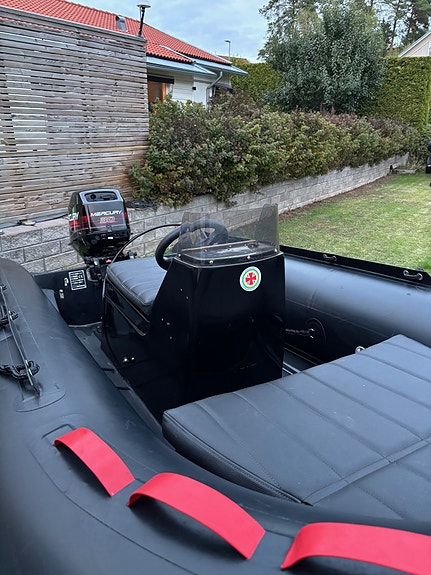 Seaquake 330 RIB 2016 3 of 5