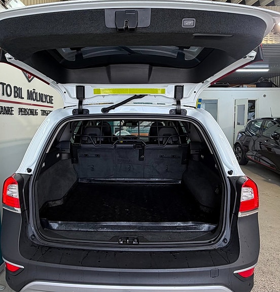 Volvo XC70 20 of 20