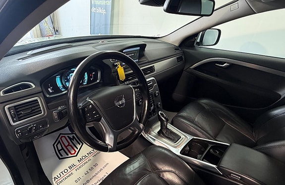 Volvo XC70 9 of 20