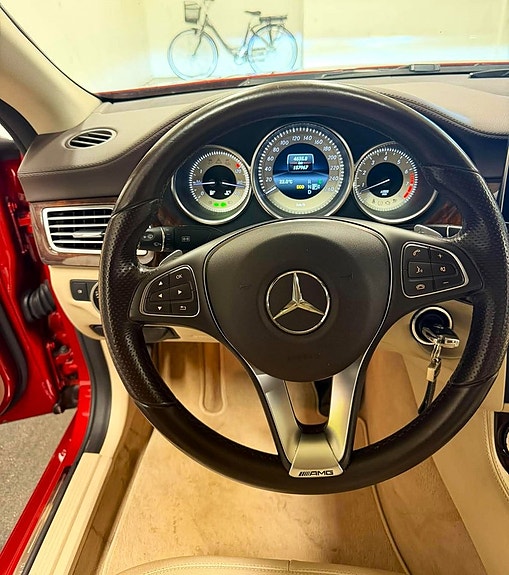 Mercedes-Benz CLS400 14 of 19