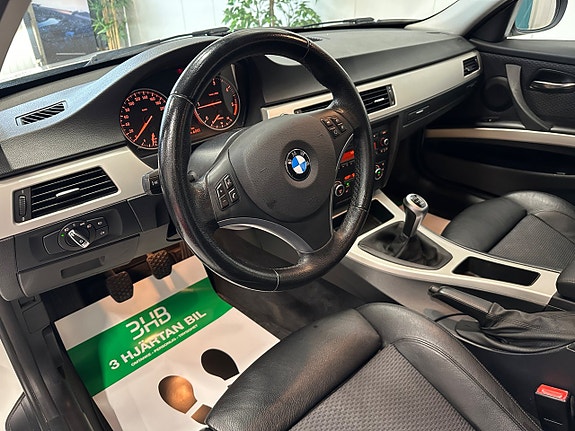 BMW 320d 11 of 20