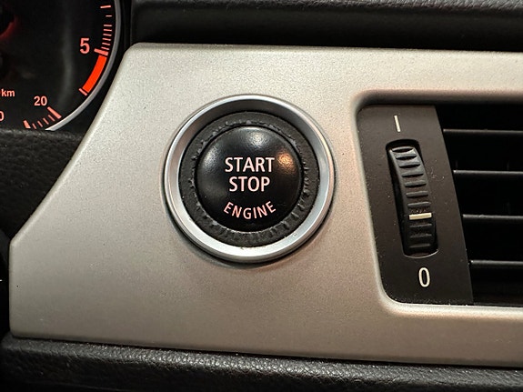 BMW 320d 14 of 20