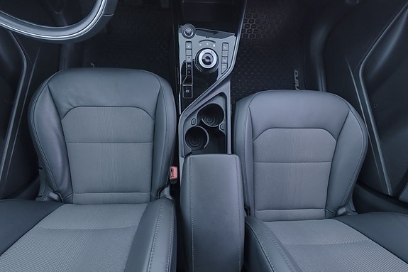 Kia Niro 9 of 15