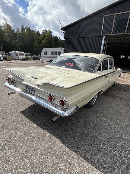 Chevrolet Bel Air 2 of 16