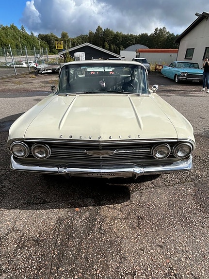 Chevrolet Bel Air 7 of 16