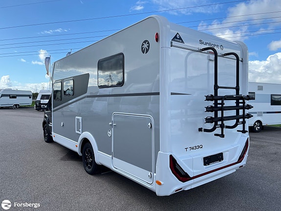 Sunlight T 7433Q UNLTD (Ford) 3 of 18