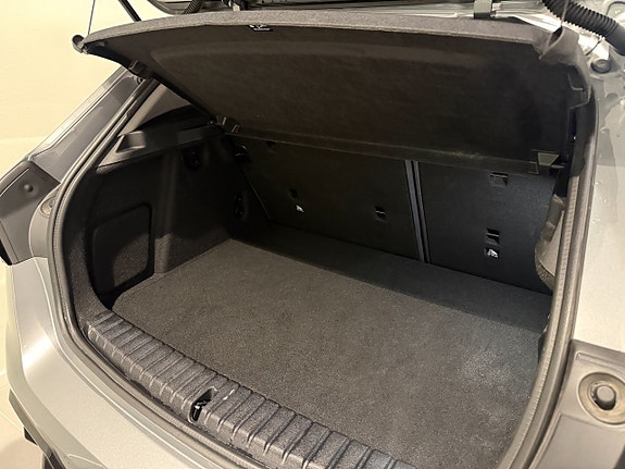 BMW 120 6 of 18