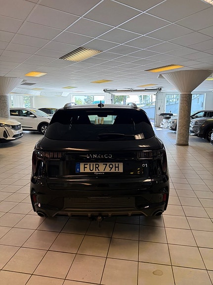 Lynk & Co 01 8 of 17