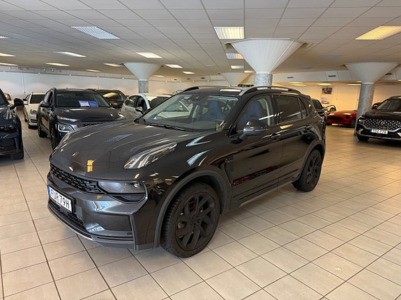 Lynk & Co 01 3 of 17