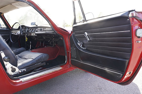 Volvo P1800 S 15 of 26
