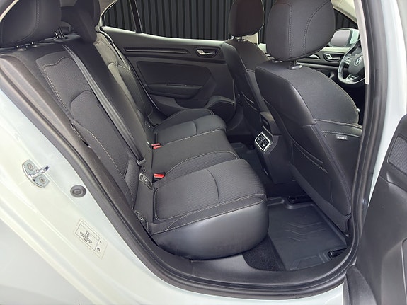 Renault Megane 13 of 19