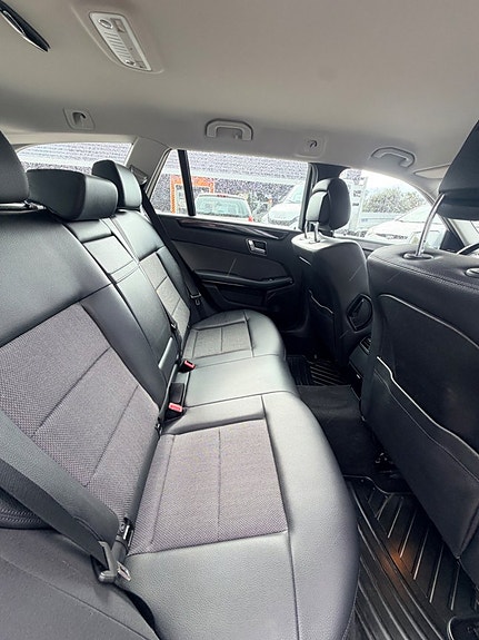 Mercedes-Benz E250 19 of 20