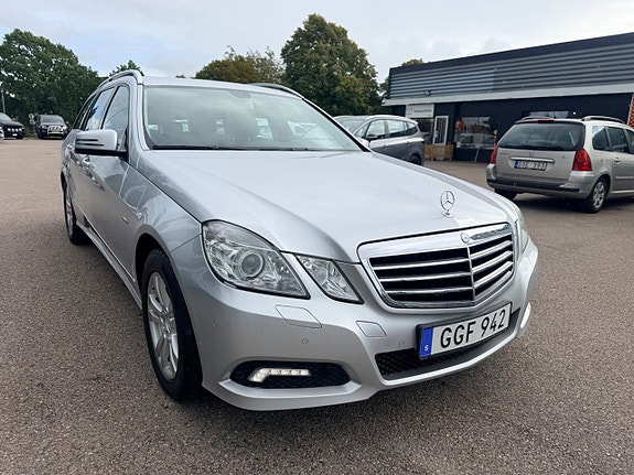Mercedes-Benz E250 6 of 20