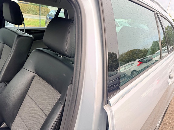 Mercedes-Benz E250 10 of 20