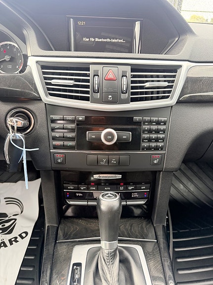 Mercedes-Benz E250 15 of 20