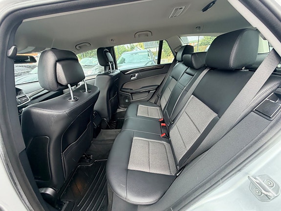 Mercedes-Benz E250 12 of 20