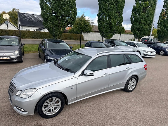 Mercedes-Benz E250 8 of 20