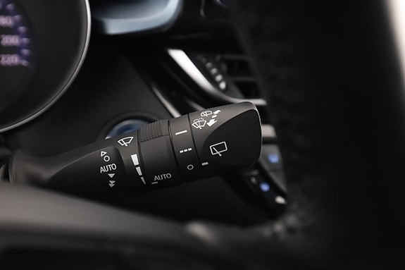 Toyota C-HR 29 of 30
