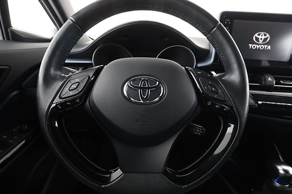 Toyota C-HR 19 of 30