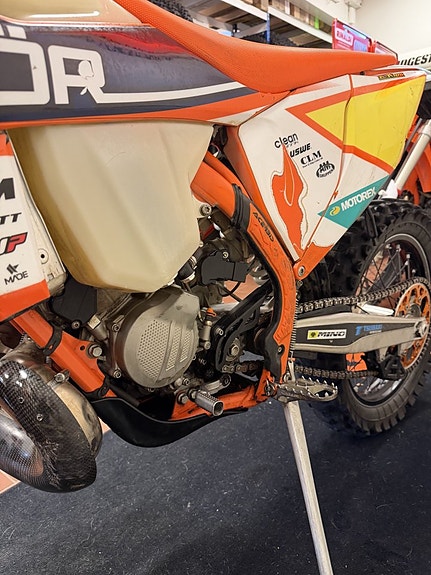KTM 150 exc 5 of 8