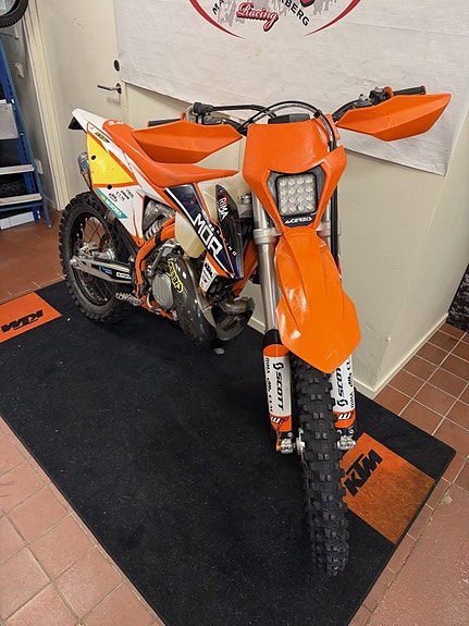 KTM 150 exc 4 of 8
