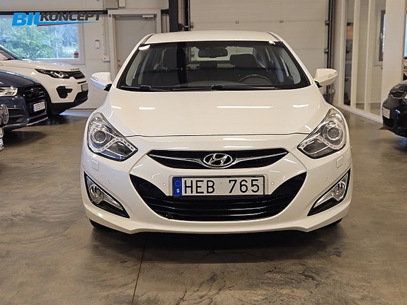 Hyundai i40 2 of 20