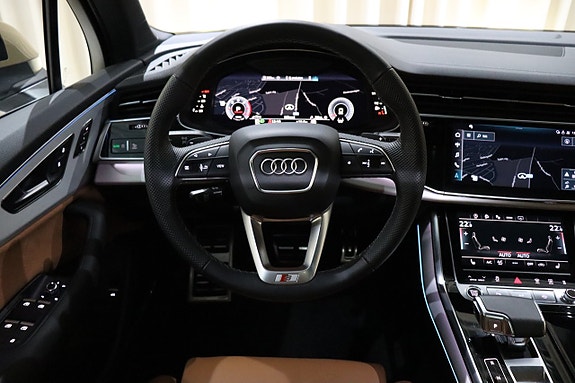 Audi Q7 24 of 30
