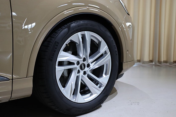 Audi Q7 17 of 30