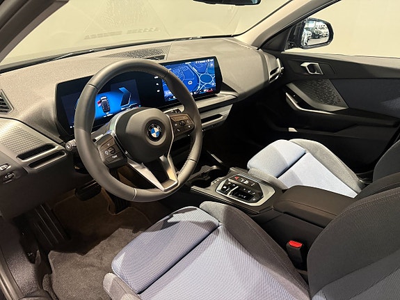 BMW 120 11 of 18