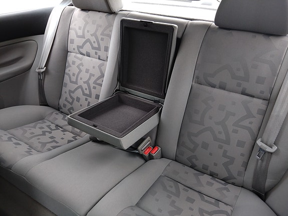 Volkswagen Golf IV 24 of 30