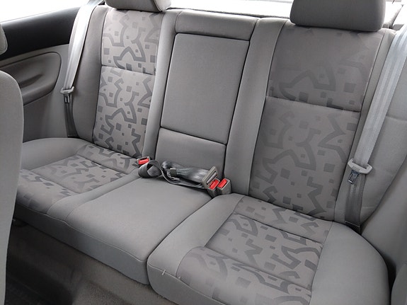 Volkswagen Golf IV 23 of 30