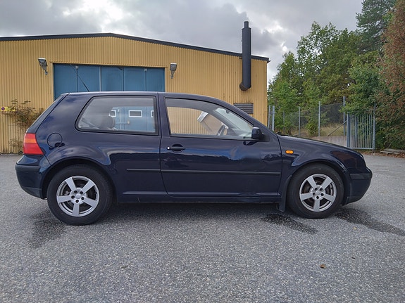 Volkswagen Golf IV 6 of 30