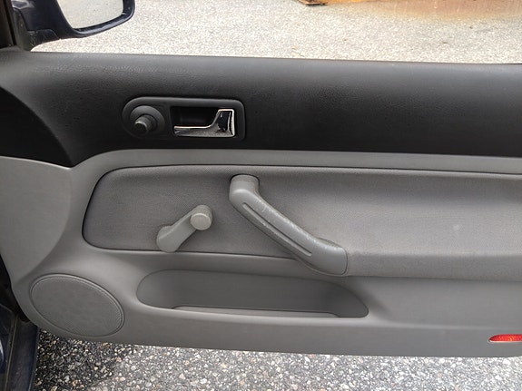 Volkswagen Golf IV 28 of 30