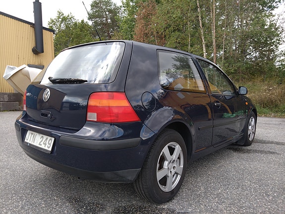 Volkswagen Golf IV 5 of 30