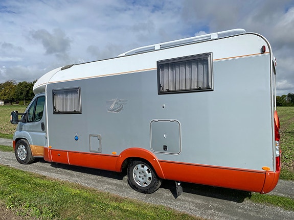 Bürstner T 720 3,0 158hk/2x AC/ Solceller/ Långbäddar 21 of 22
