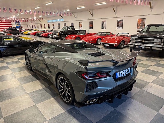 Chevrolet Corvette 21 of 28