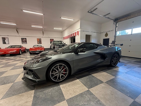Chevrolet Corvette 5 of 28