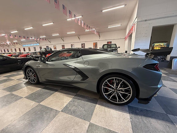 Chevrolet Corvette 7 of 28