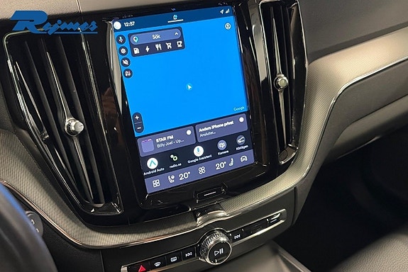 Volvo XC60 8 of 18